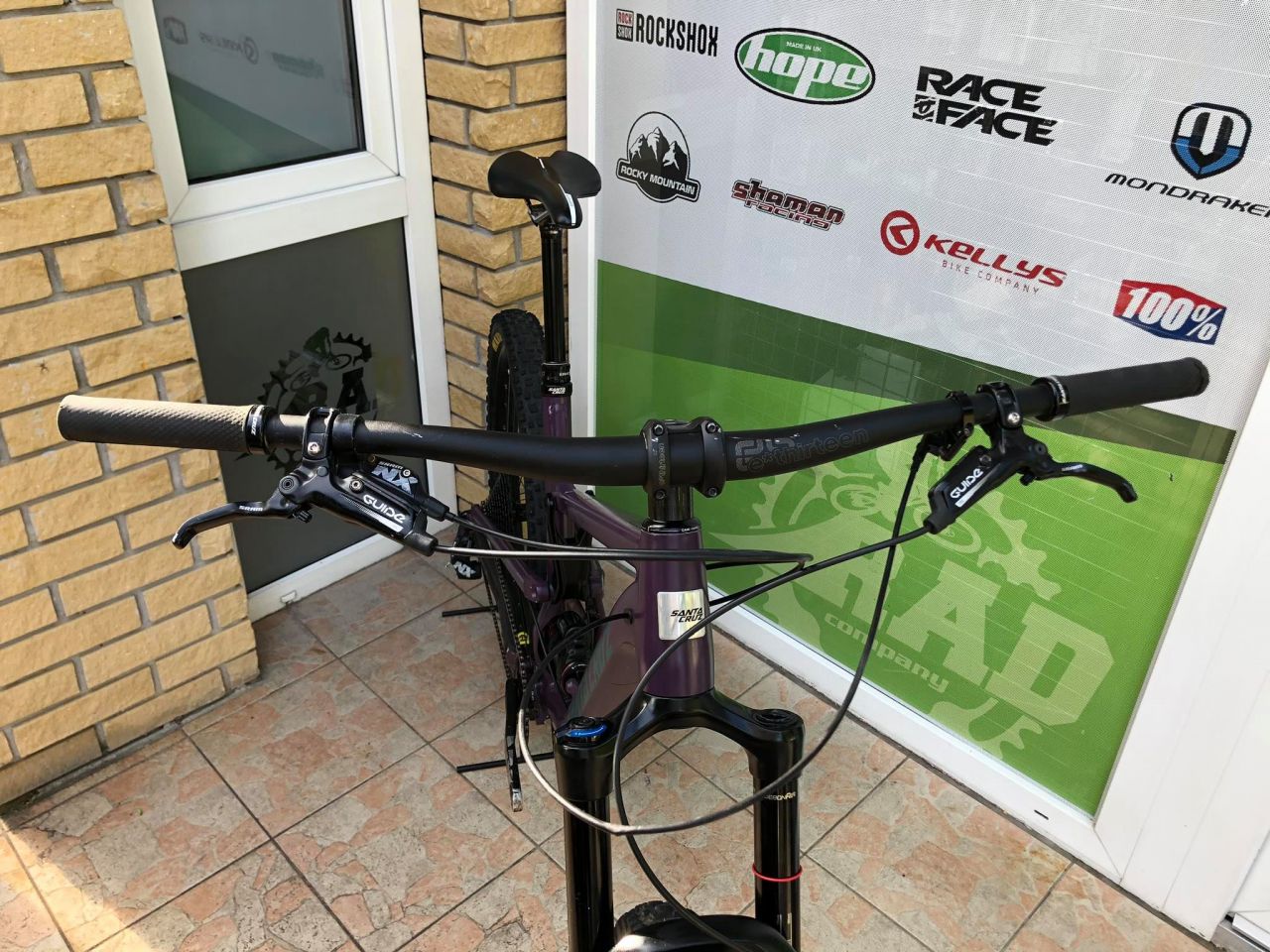 2020 Santa Cruz Nomad AL Enduro kerékpár 27.5" 2020 Santa Cruz Nomad AL Enduro kerékpár 27.5"