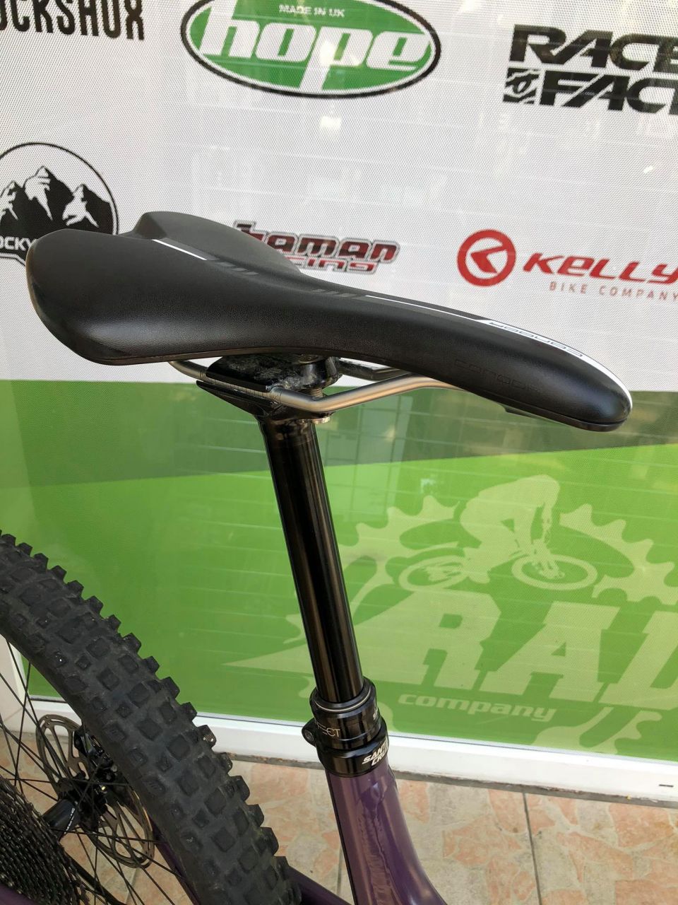 2020 Santa Cruz Nomad AL Enduro kerékpár 27.5" 2020 Santa Cruz Nomad AL Enduro kerékpár 27.5"