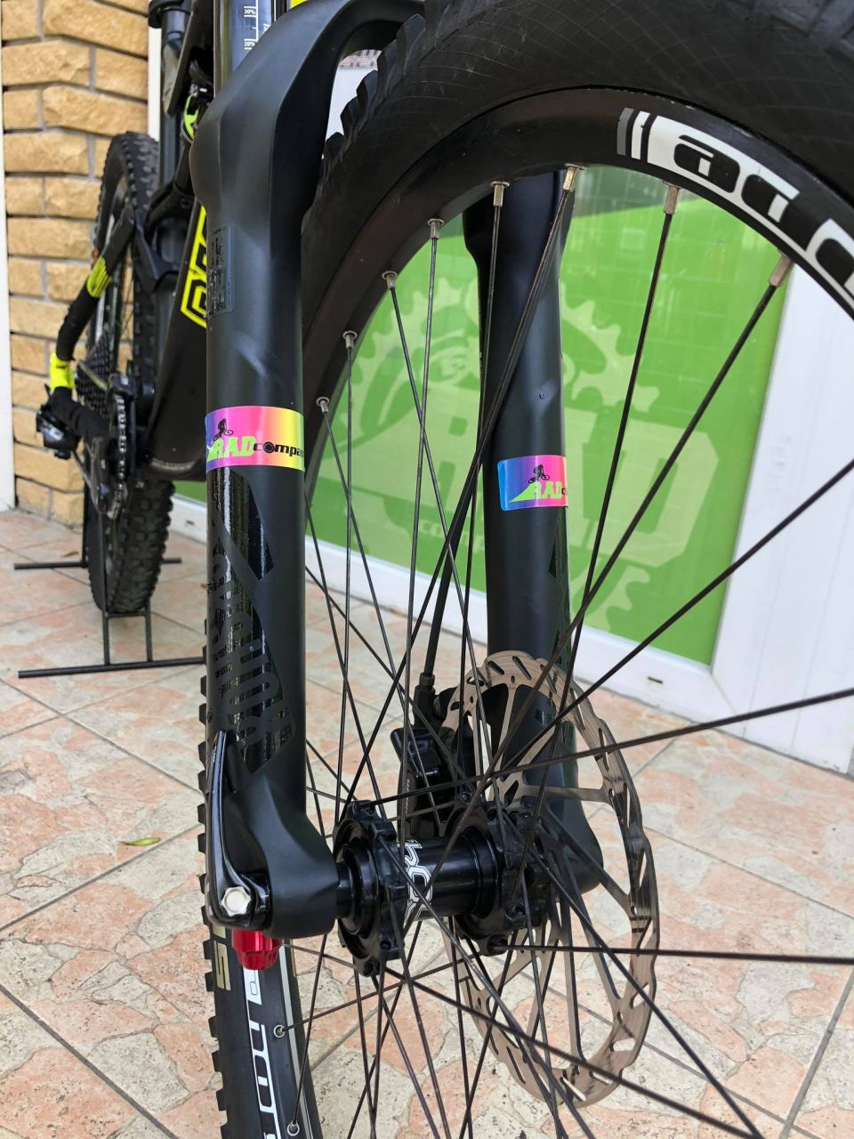 2016 Commencal Meta V4 Enduro Kerékpár 2016 Commencal Meta V4 Enduro Kerékpár