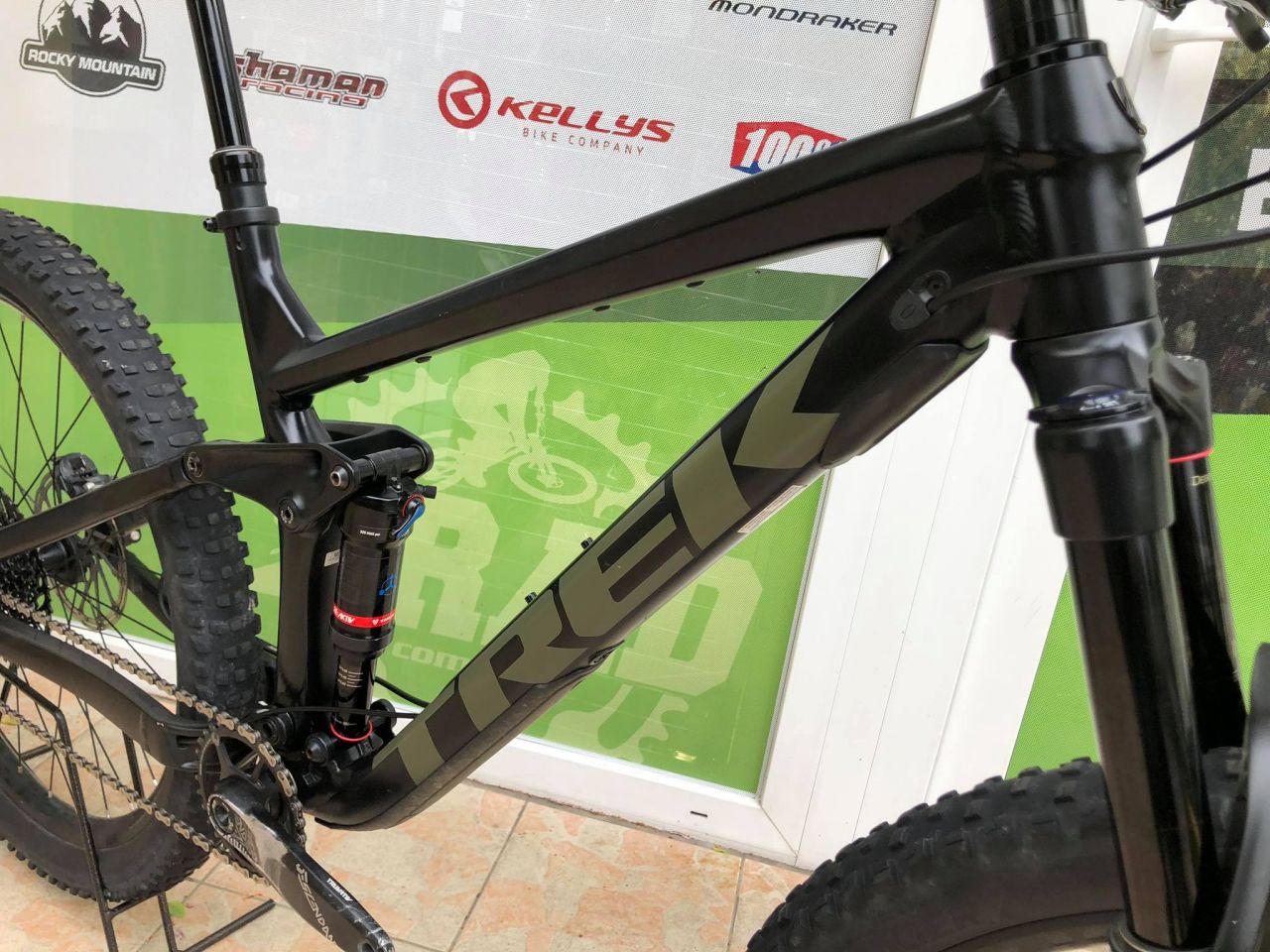 2019 Trek Remedy 8 Enduro kerékpár 27.5" 2019 Trek Remedy 8 Enduro kerékpár 27.5"