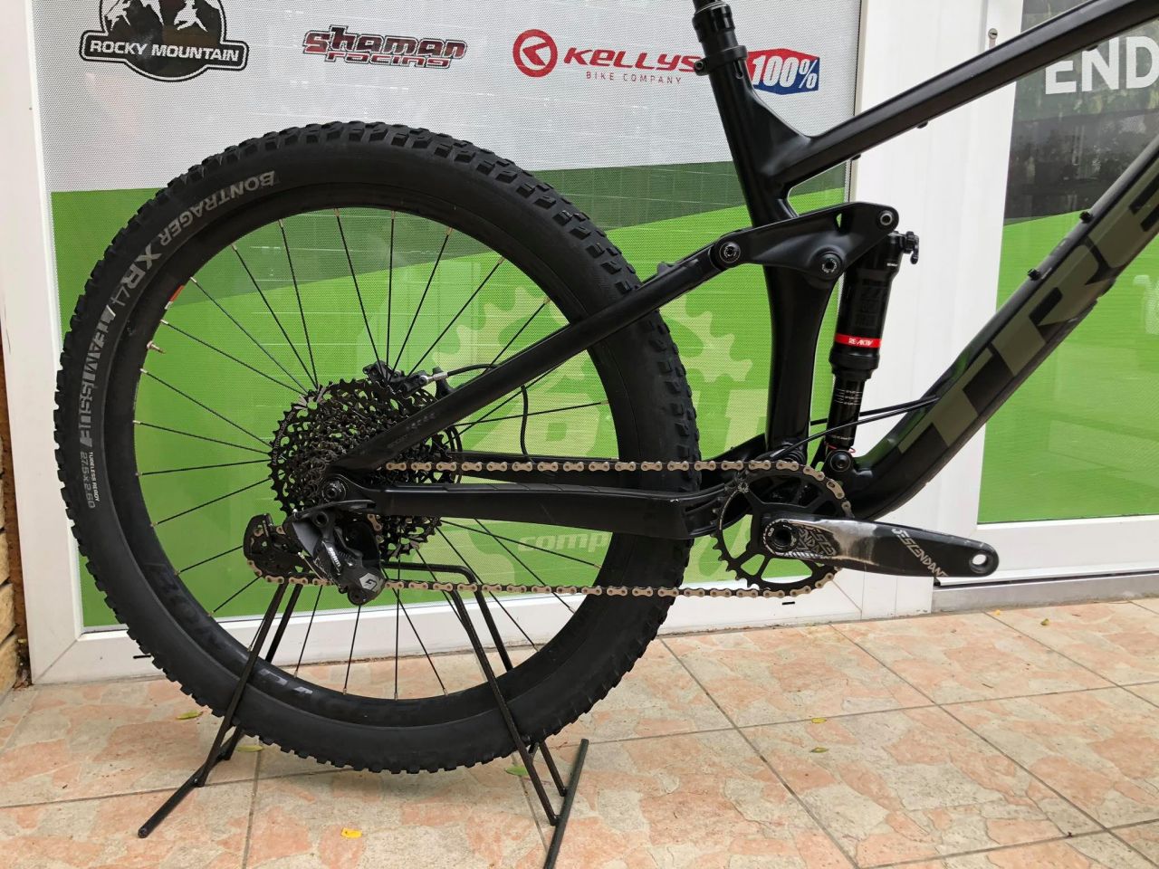 2019 Trek Remedy 8 Enduro kerékpár 27.5" 2019 Trek Remedy 8 Enduro kerékpár 27.5"