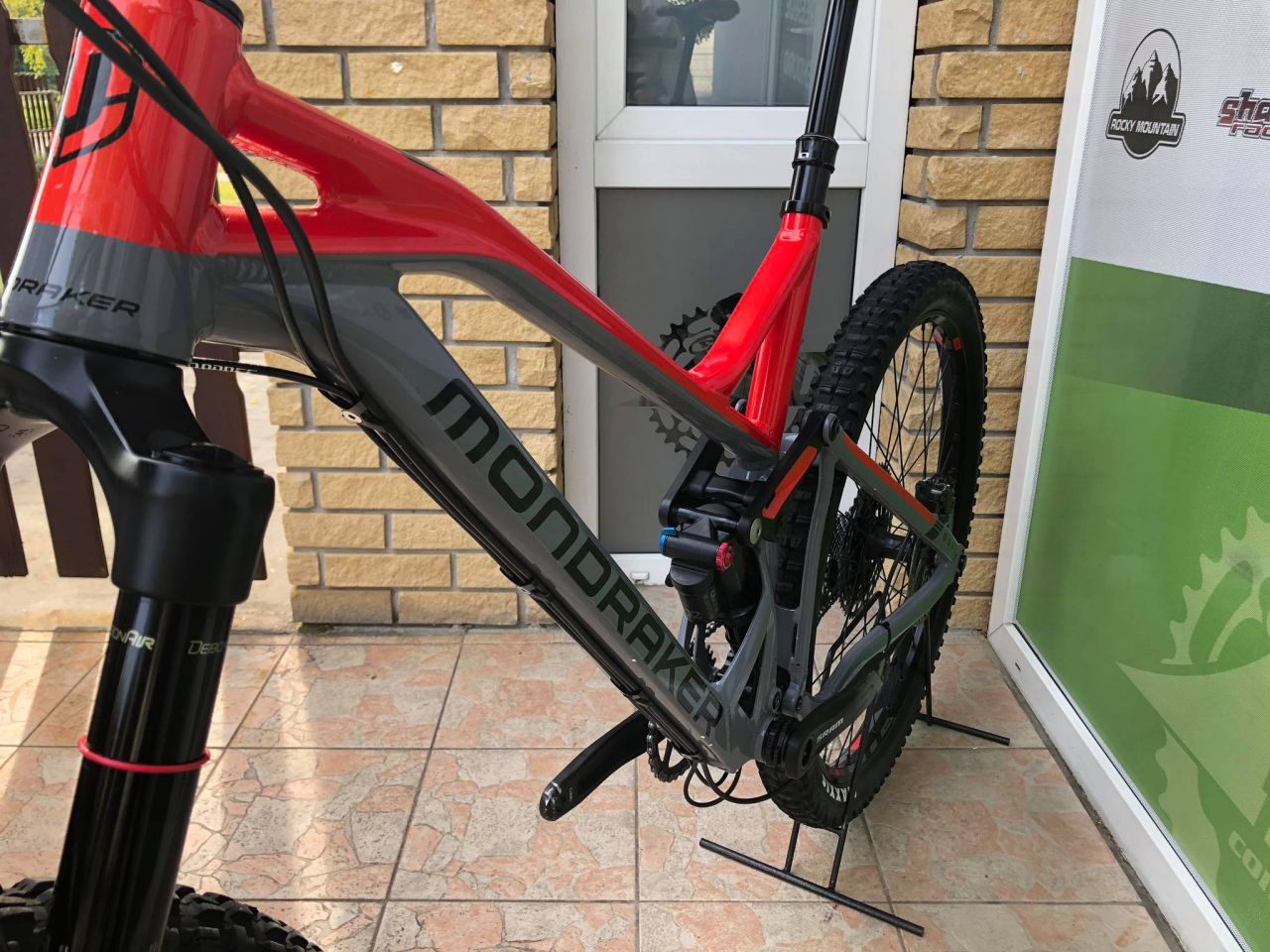 2020 Mondraker Dune Enduro kerékpár 27.5" 2020 Mondraker Dune Enduro kerékpár 27.5"