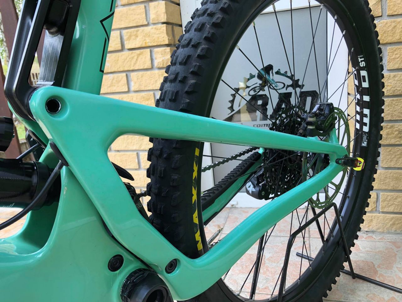 2020 Santa Cruz Megatower karbon Enduro kerékpár 29" 2020 Santa Cruz Megatower karbon Enduro kerékpár 29"