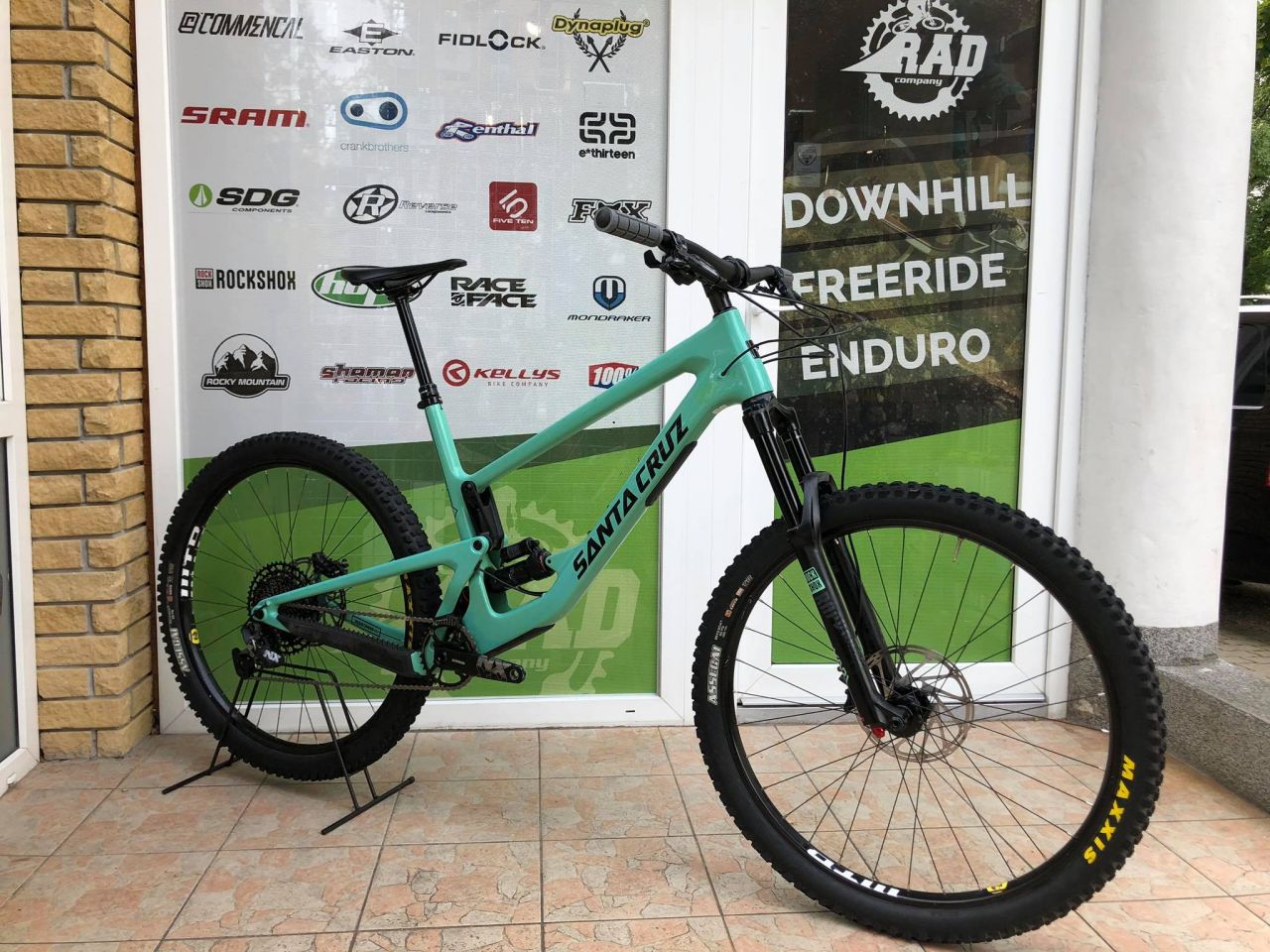 2020 Santa Cruz Megatower karbon Enduro kerékpár 29" 2020 Santa Cruz Megatower karbon Enduro kerékpár 29"