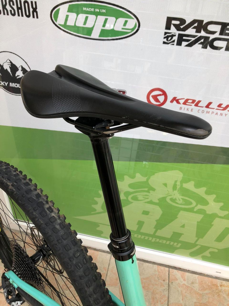 2020 Santa Cruz Megatower karbon Enduro kerékpár 29" 2020 Santa Cruz Megatower karbon Enduro kerékpár 29"