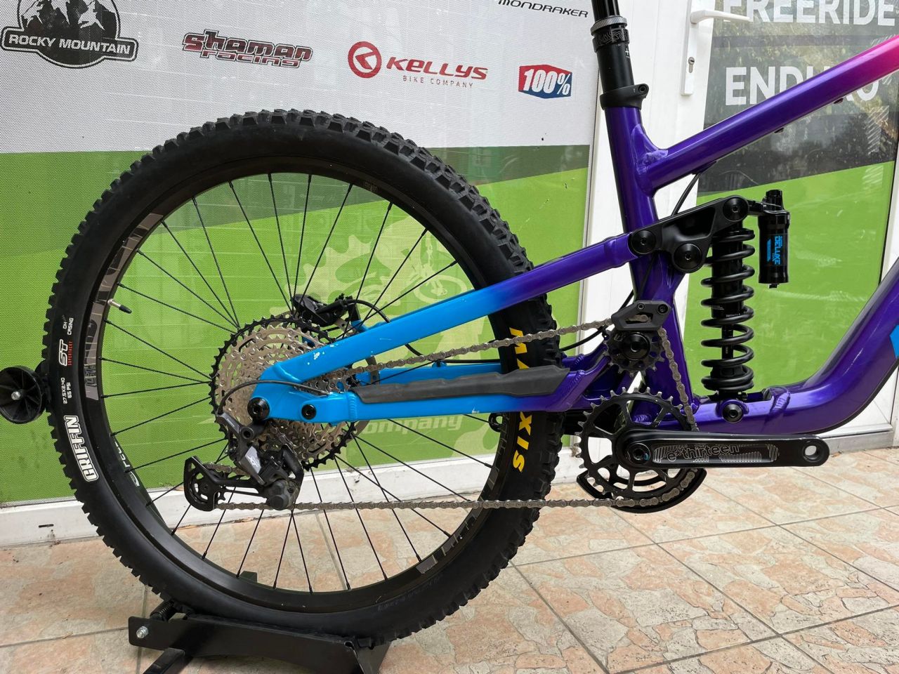 2023 Norco Shore A1 27,5" Enduro Kerékpár
