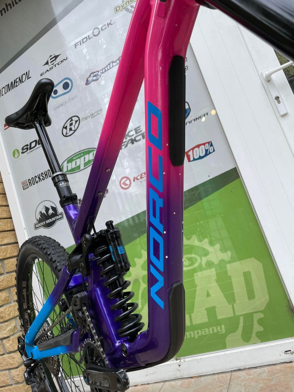 2023 Norco Shore A1 27,5" Enduro Kerékpár