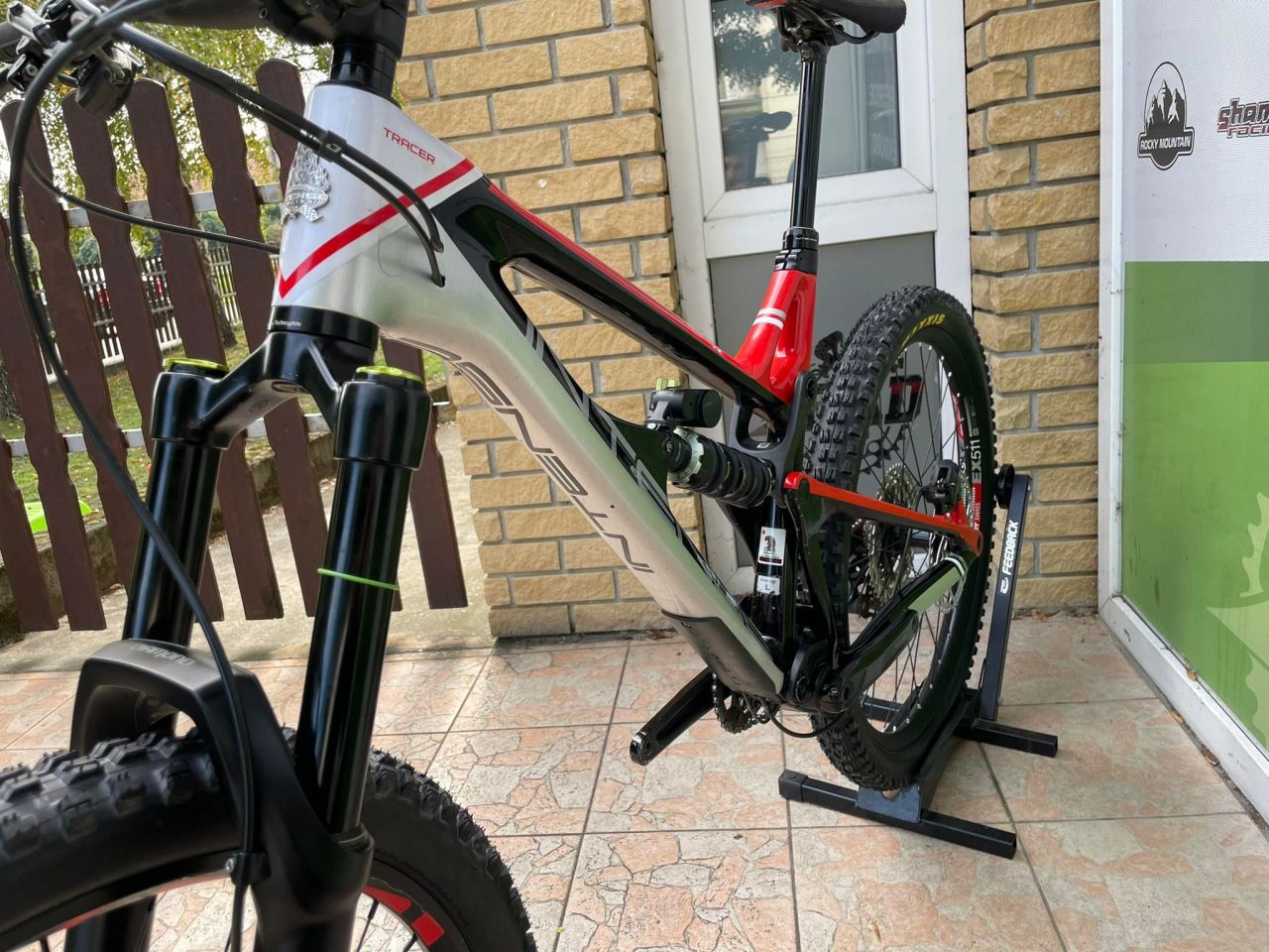 2021 Intense Tracer Expert 27,5" Enduro Kerékpár