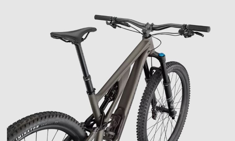 2022 Specialized Stumpjumper EVO Comp Alloy Enduro Kerékpár