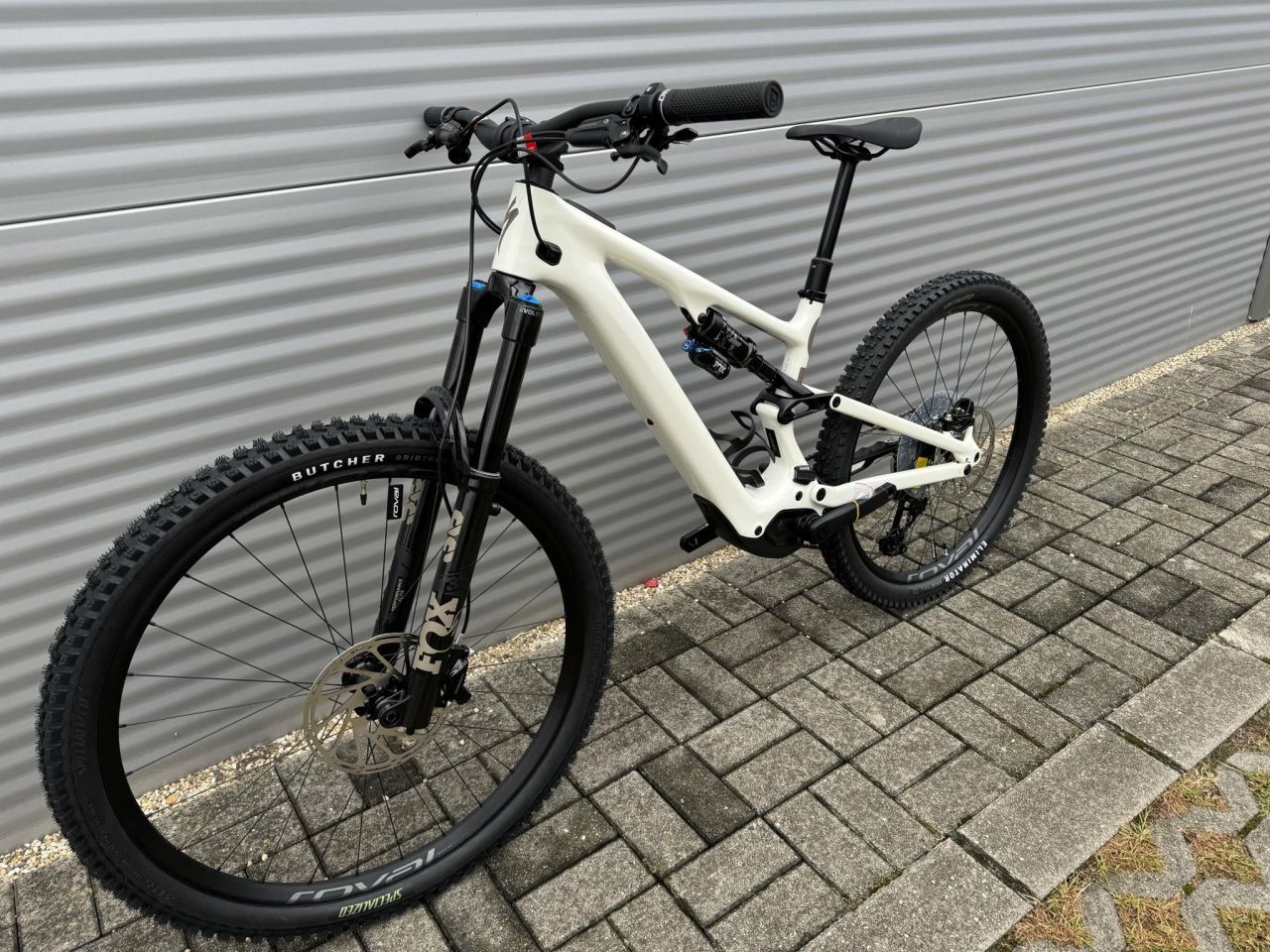 2023 Specialized Turbo Levo SL Expert Carbon E-bike