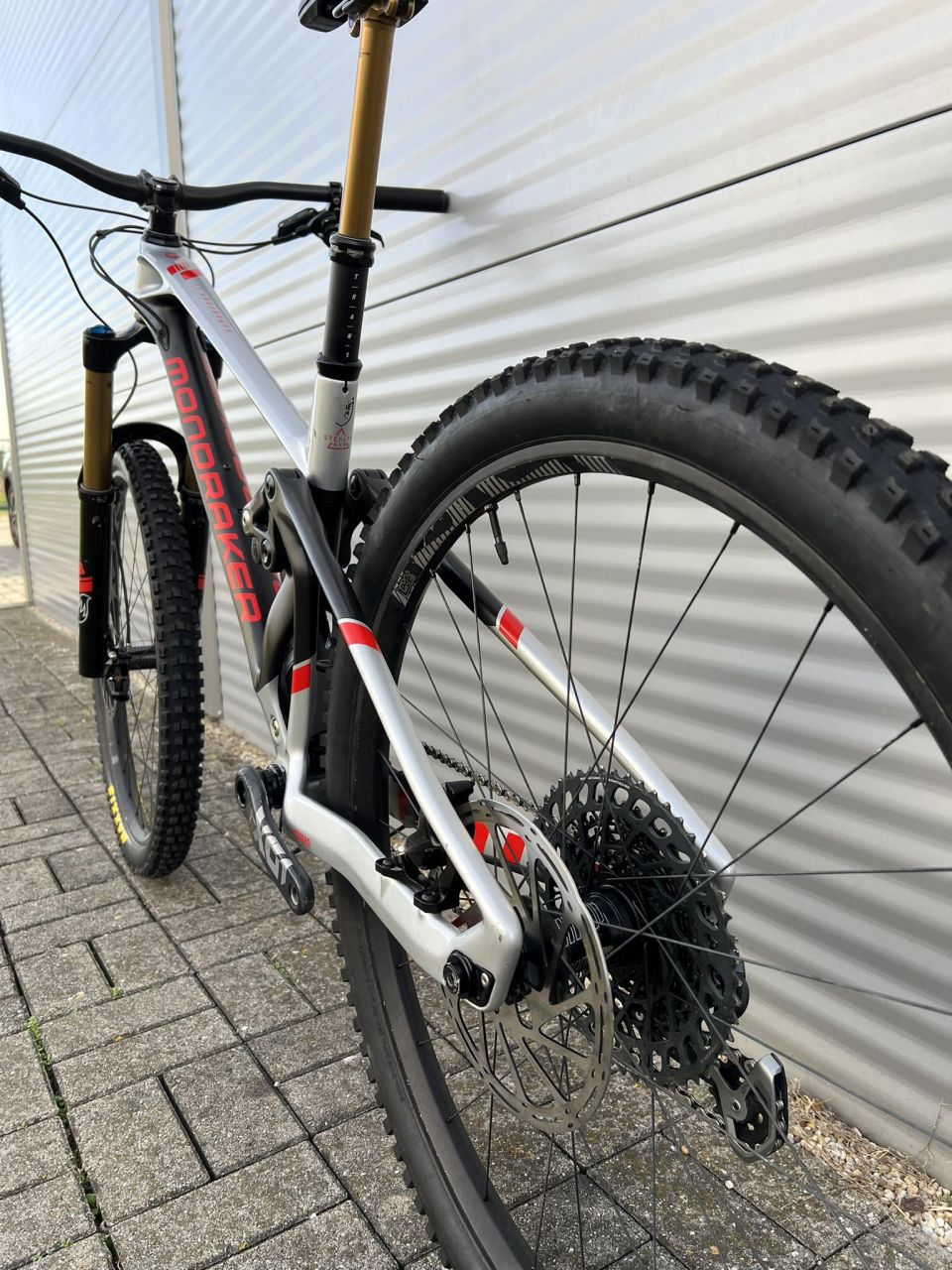 2021 Mondraker Superfoxy Carbon RR Enduro Kerékpár