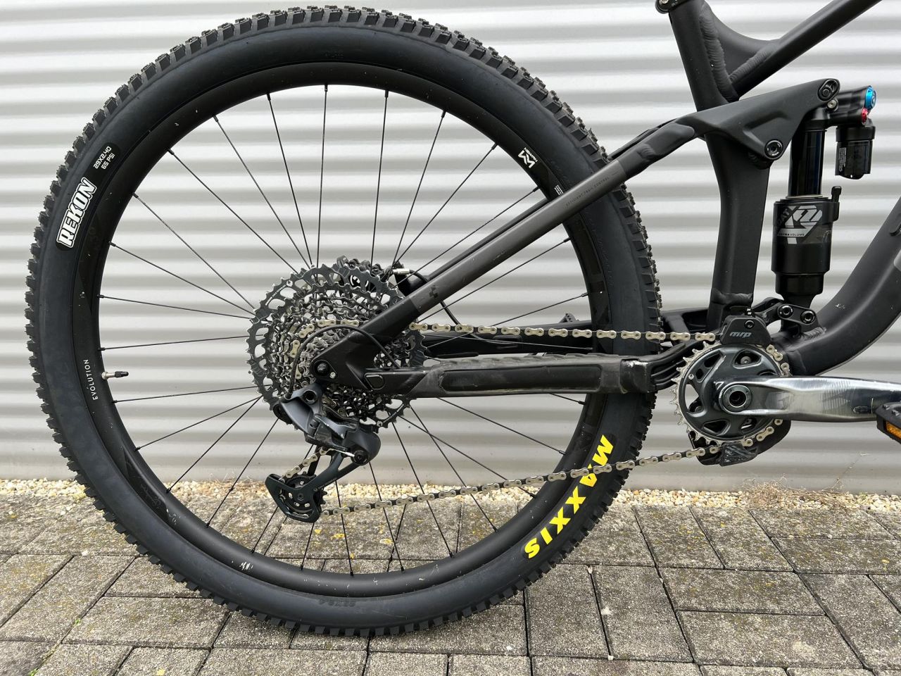 2022 Cube STEREO ONE77 PRO 29" Enduro Kerékpár