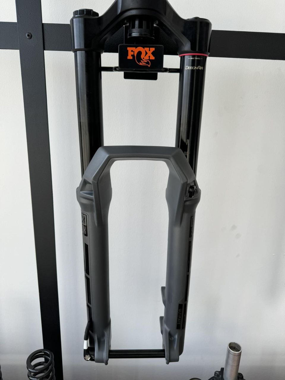 Rock Shox ZEB Ultimate 180-190 mm 27.5" teleszkóp