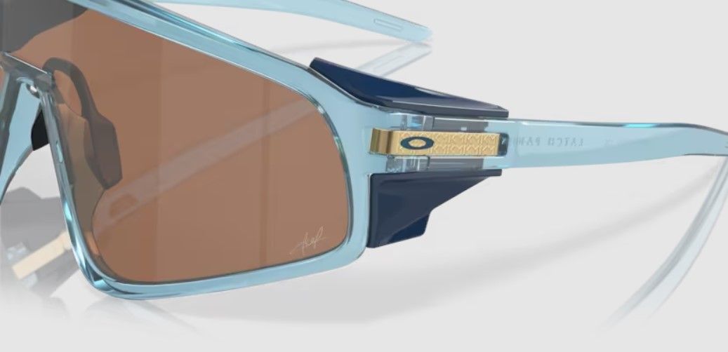 Oakley Latch Panel Szemüveg