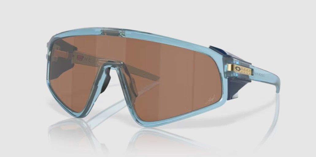 Oakley Latch Panel Szemüveg