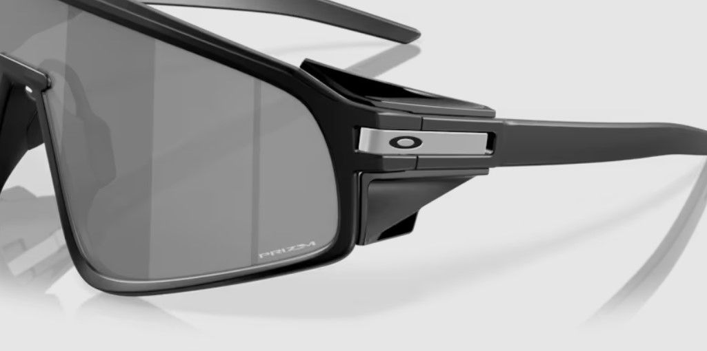 Oakley Latch Panel Szemüveg