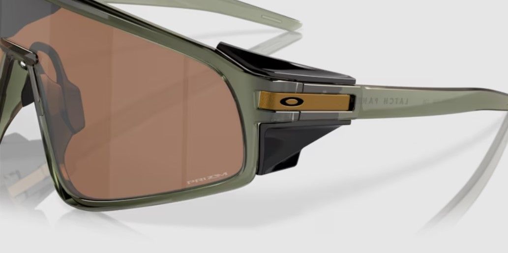 Oakley Latch Panel Szemüveg