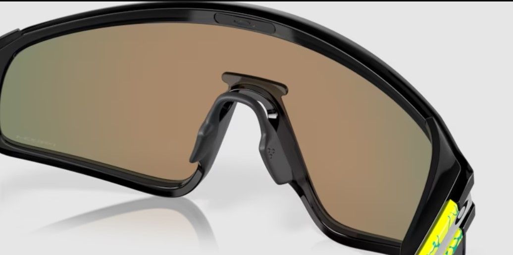 Oakley Latch Panel Szemüveg