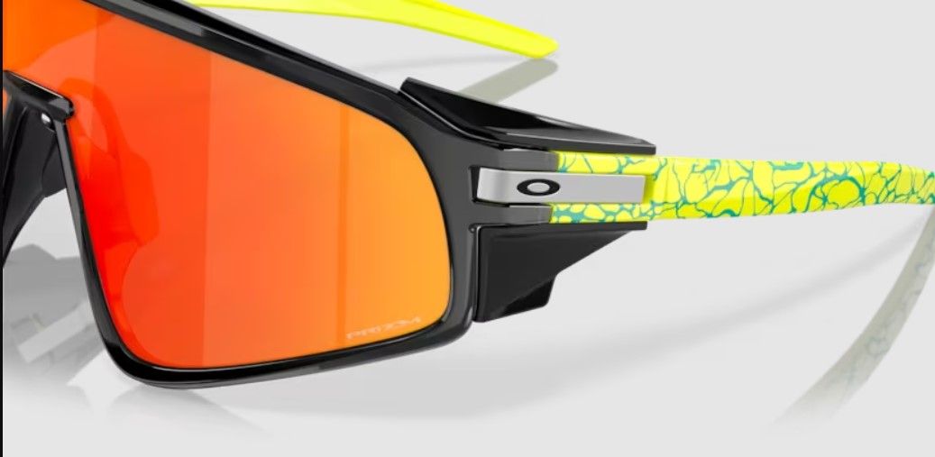 Oakley Latch Panel Szemüveg