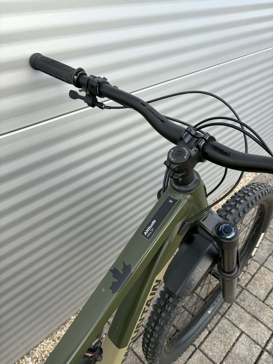 2022 Rocky Mountain Altitude Alloy 30 Kerékpár