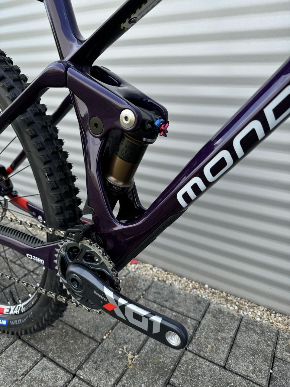 2022 Mondraker Raze Carbon RR SL