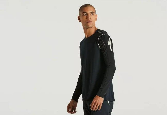 Gravity Race Long Sleeve Mez