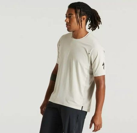 Men's Trail Air Short Sleeve Mez