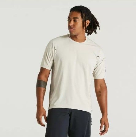 Men's Trail Air Short Sleeve Mez