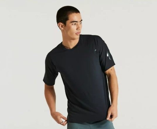 Men's Trail Air Short Sleeve Mez