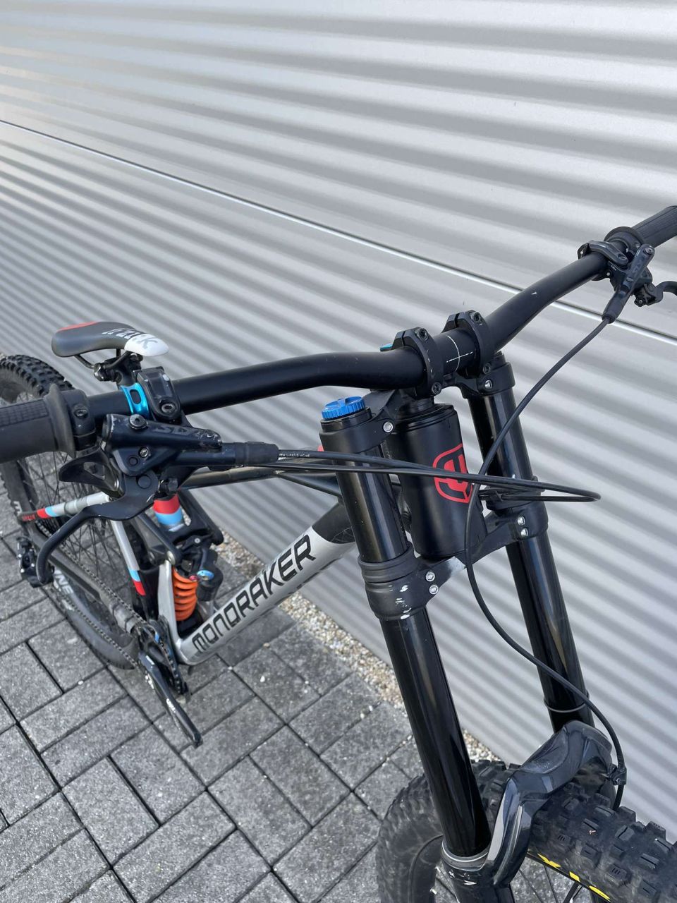 2022 Mondraker Summum RR 