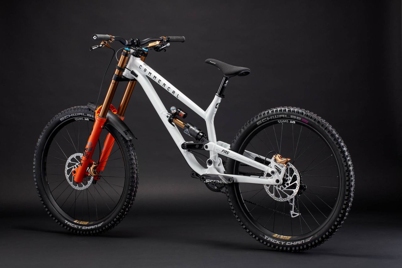 2024 COMMENCAL FRS SIGNATURE PURE WHITE Freeride/ Downhill Kerékpár