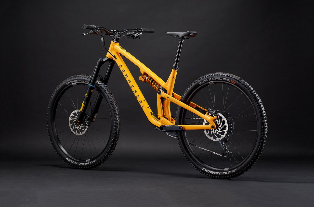 COMMENCAL META V5 OHLINS EDITION YELLOW Enduro Kerékpár