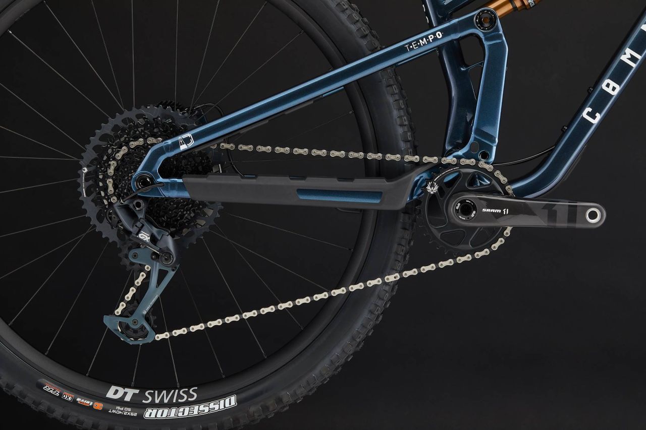 COMMENCAL T.E.M.P.O. SIGNATURE SPARKLY BLUE Enduro Kerékpár