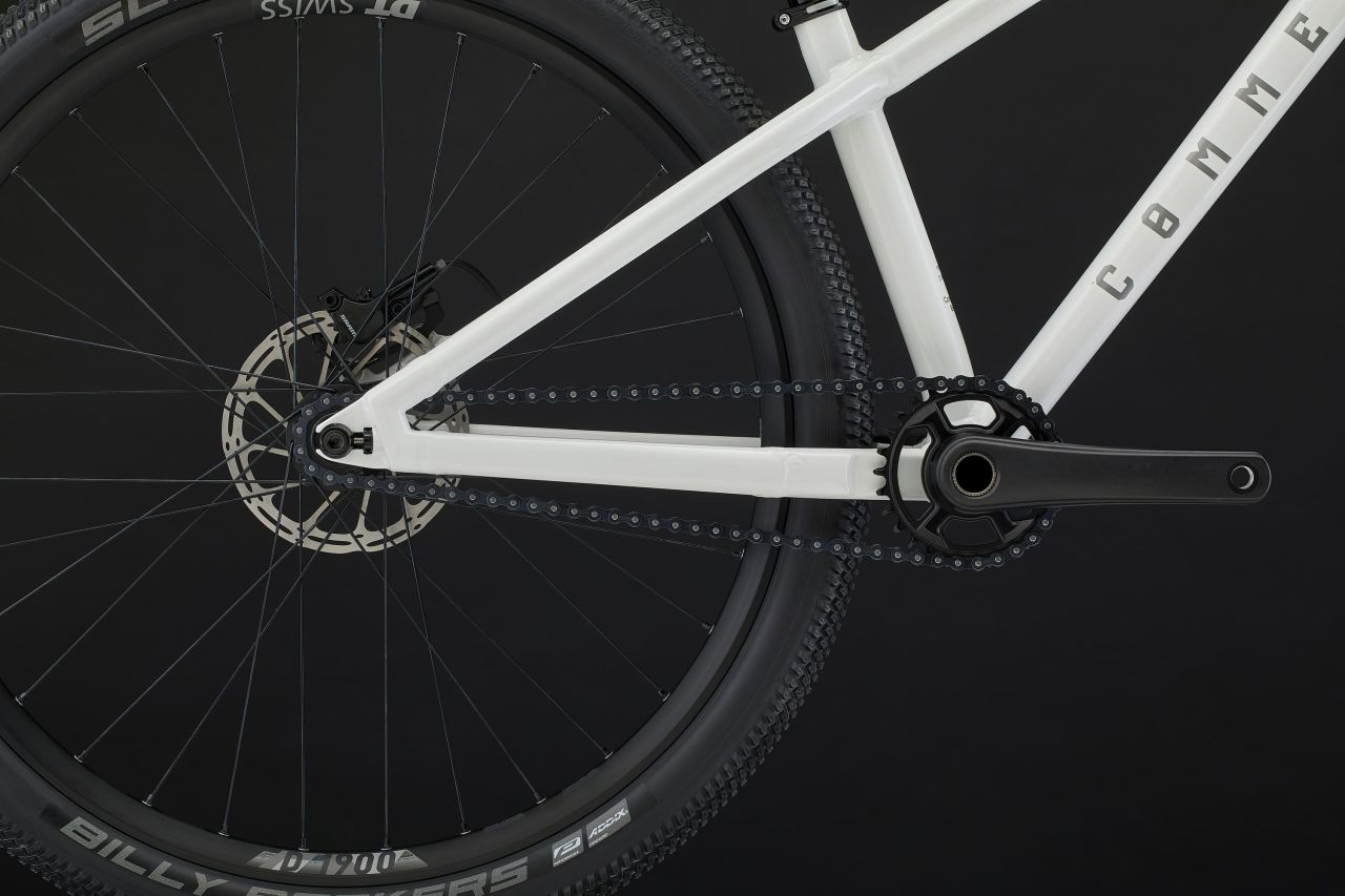 2024 COMMENCAL ABSOLUT PIKE BLACK PURE WHITE Dirt Kerékpár