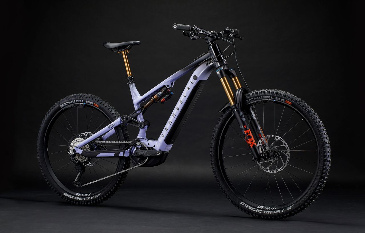 COMMENCAL META POWER SX BOSCH SIGNATURE LIGHT PURPLE / BLACK E-bike