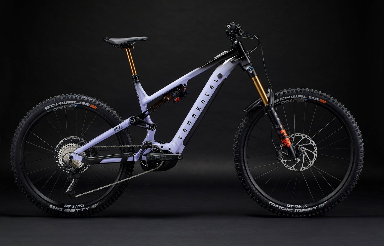 COMMENCAL META POWER SX BOSCH SIGNATURE LIGHT PURPLE / BLACK E-bike