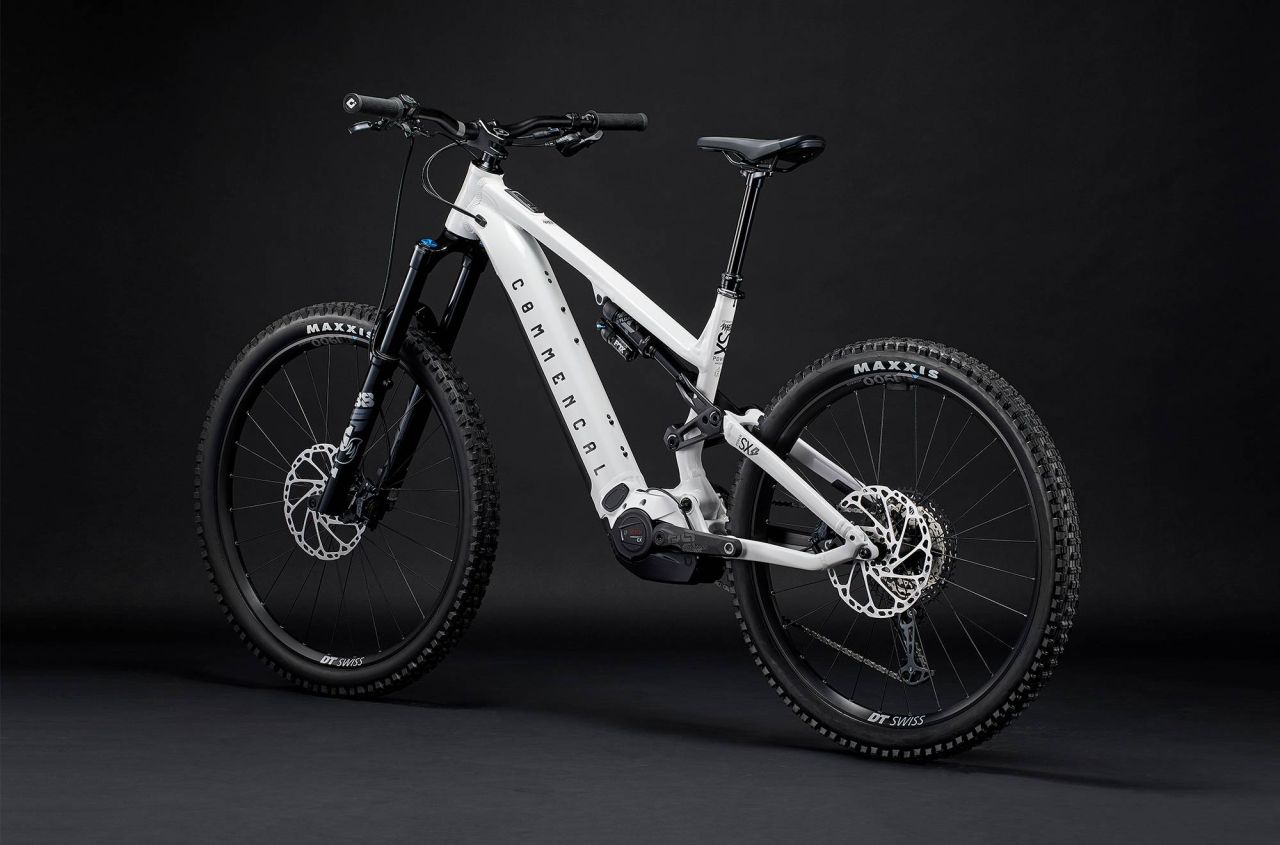 COMMENCAL META POWER SX BOSCH ESSENTIAL PURE WHITE E-bike