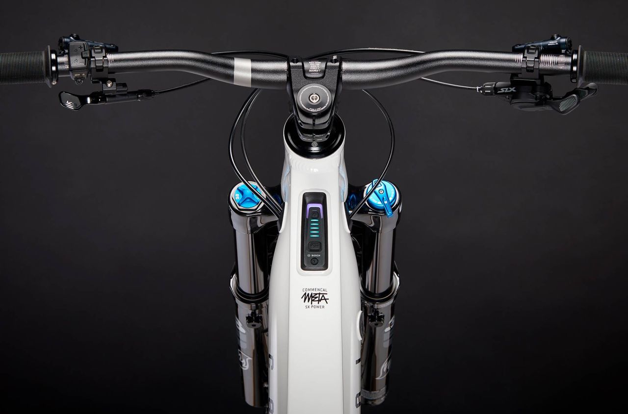 COMMENCAL META POWER SX BOSCH ESSENTIAL PURE WHITE E-bike