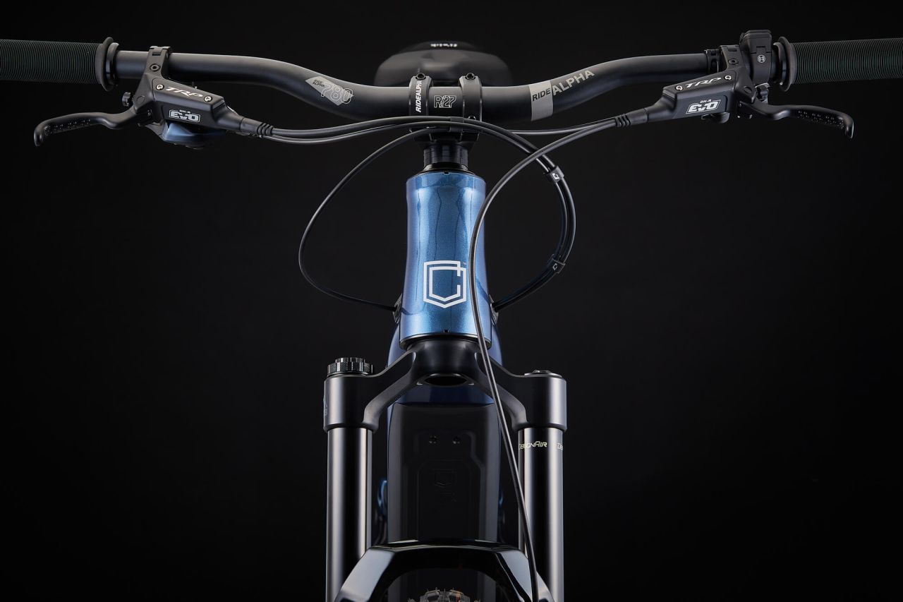 COMMENCAL META POWER TR BOSCH RACE SPARKLY BLUE E-bike