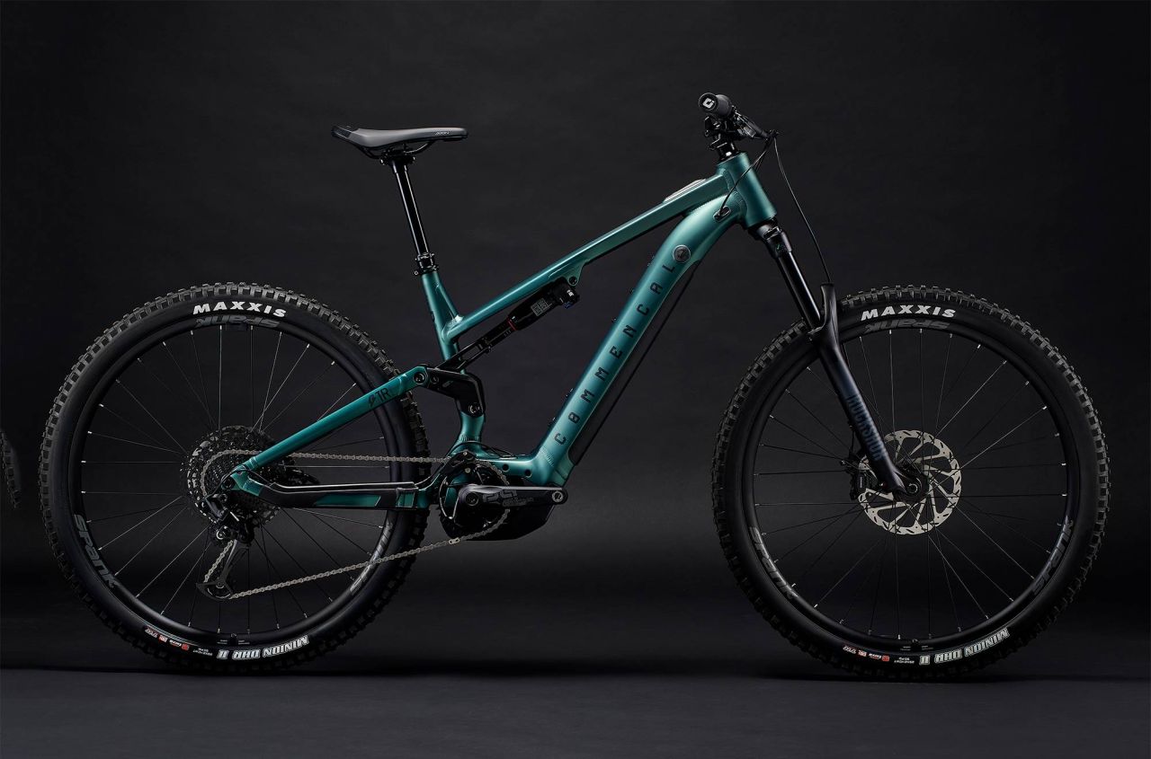 COMMENCAL META POWER TR BOSCH RIDE METALLIC GREEN E-bike