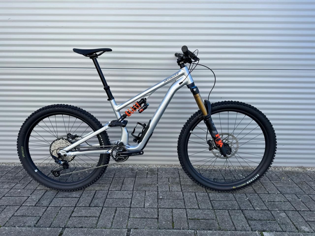 2025 Stumpjumper 15 Fox Coil Alloy 