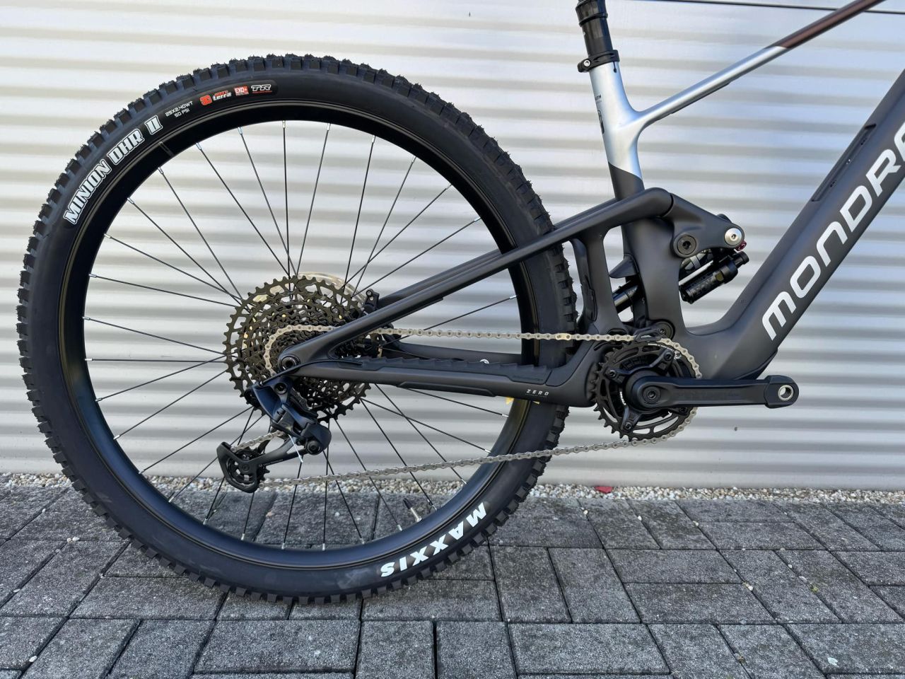 2024 Mondraker Neat R Carbon