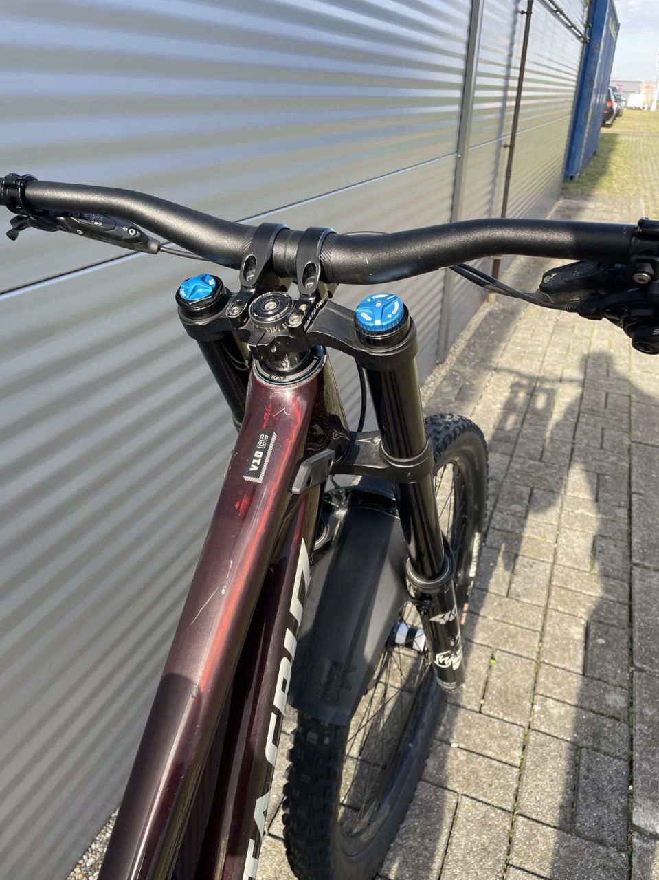 2021 Santa Cruz V10 DH S Carbon CC Downhill Kerékpár