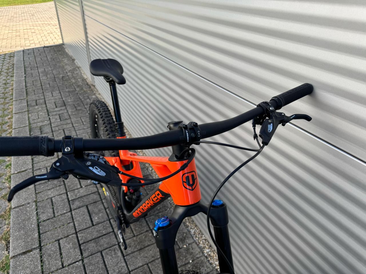 2023 Mondraker Foxy Carbon R Enduro Kerékpár