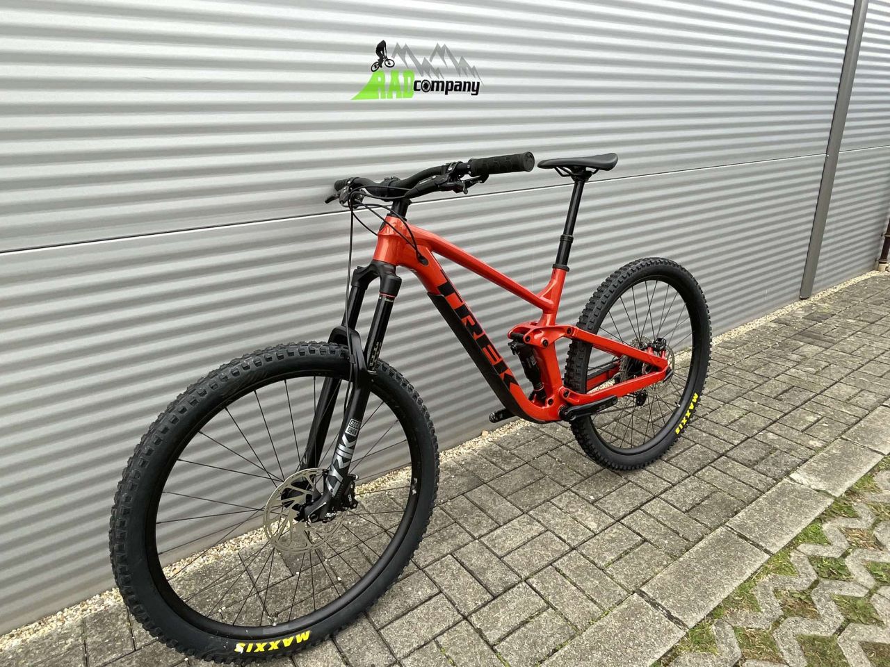 2023 Trek Slash 7 Enduro Kerékpár