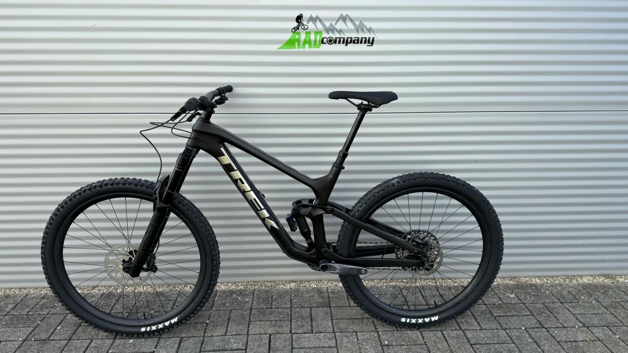 2023 Trek Slash 9.8 GX AXS Enduro Kerékpár