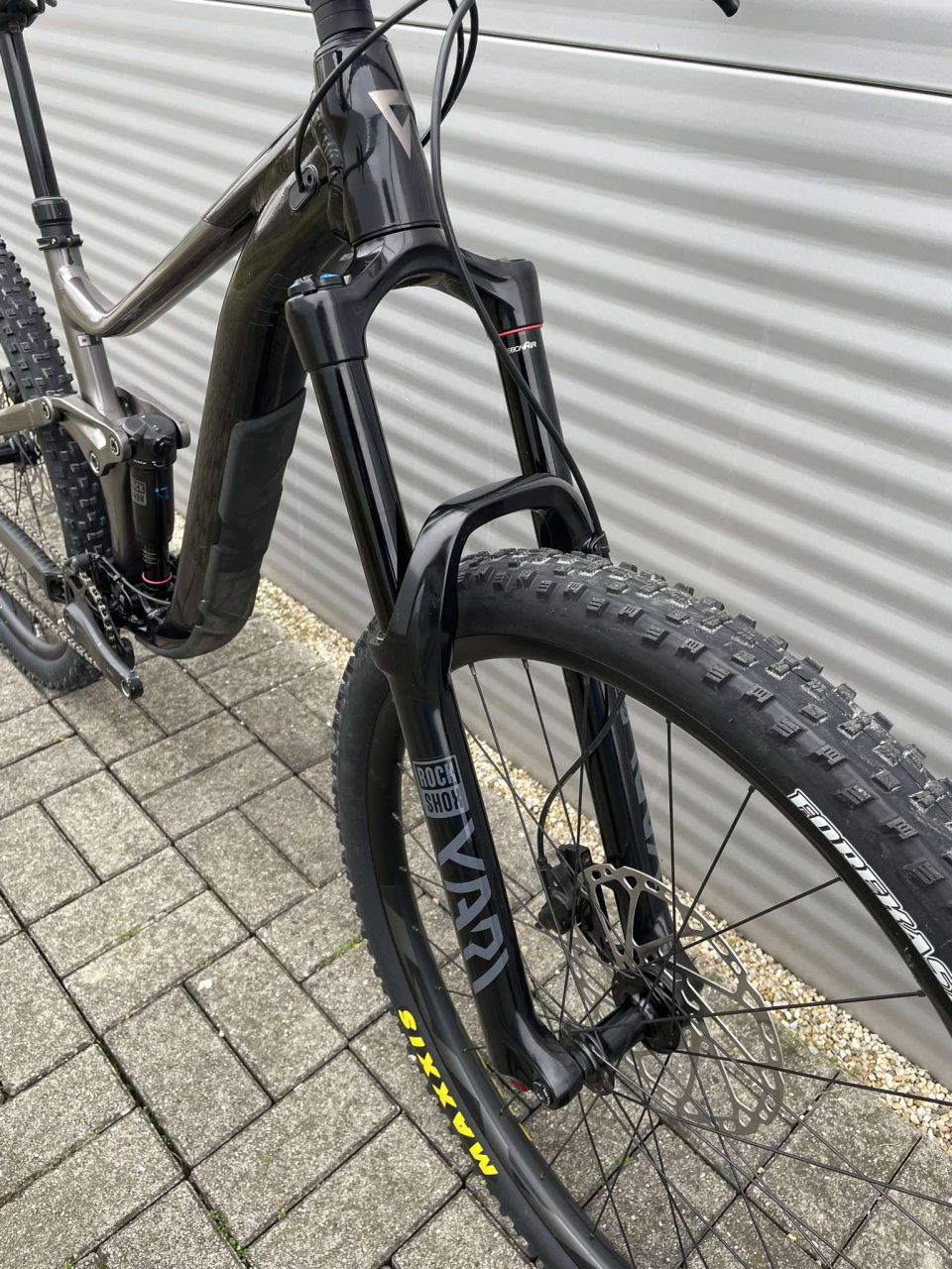 2023 Giant Reign 2 Enduro Kerékpár