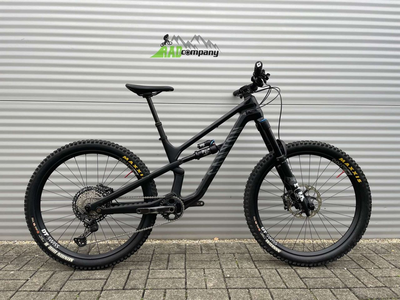 2022 Canyon Spectral 27,5 CF 8 Enduro Kerékpár