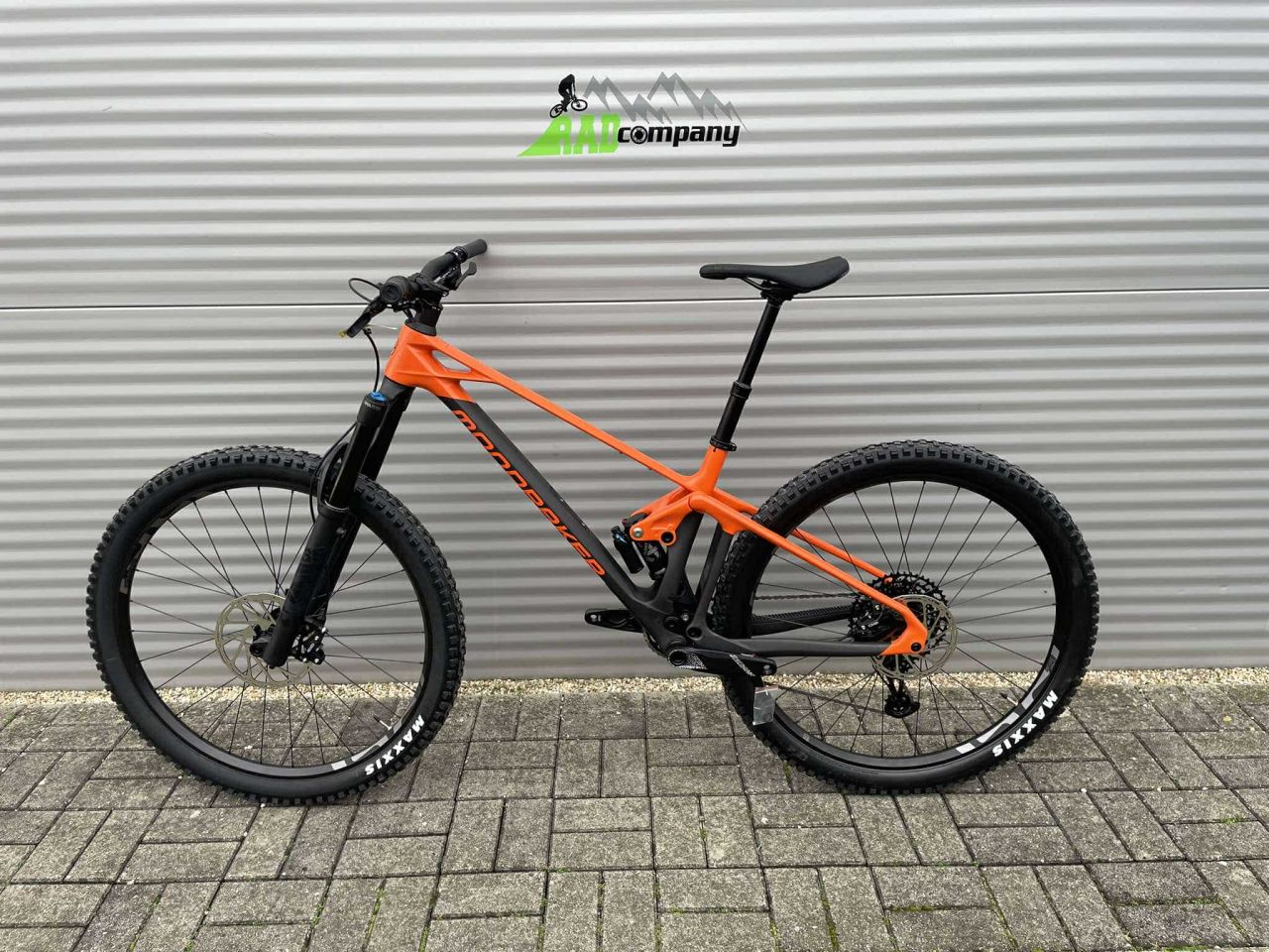 2023 Mondraker Foxy Carbon R Enduro Kerékpár