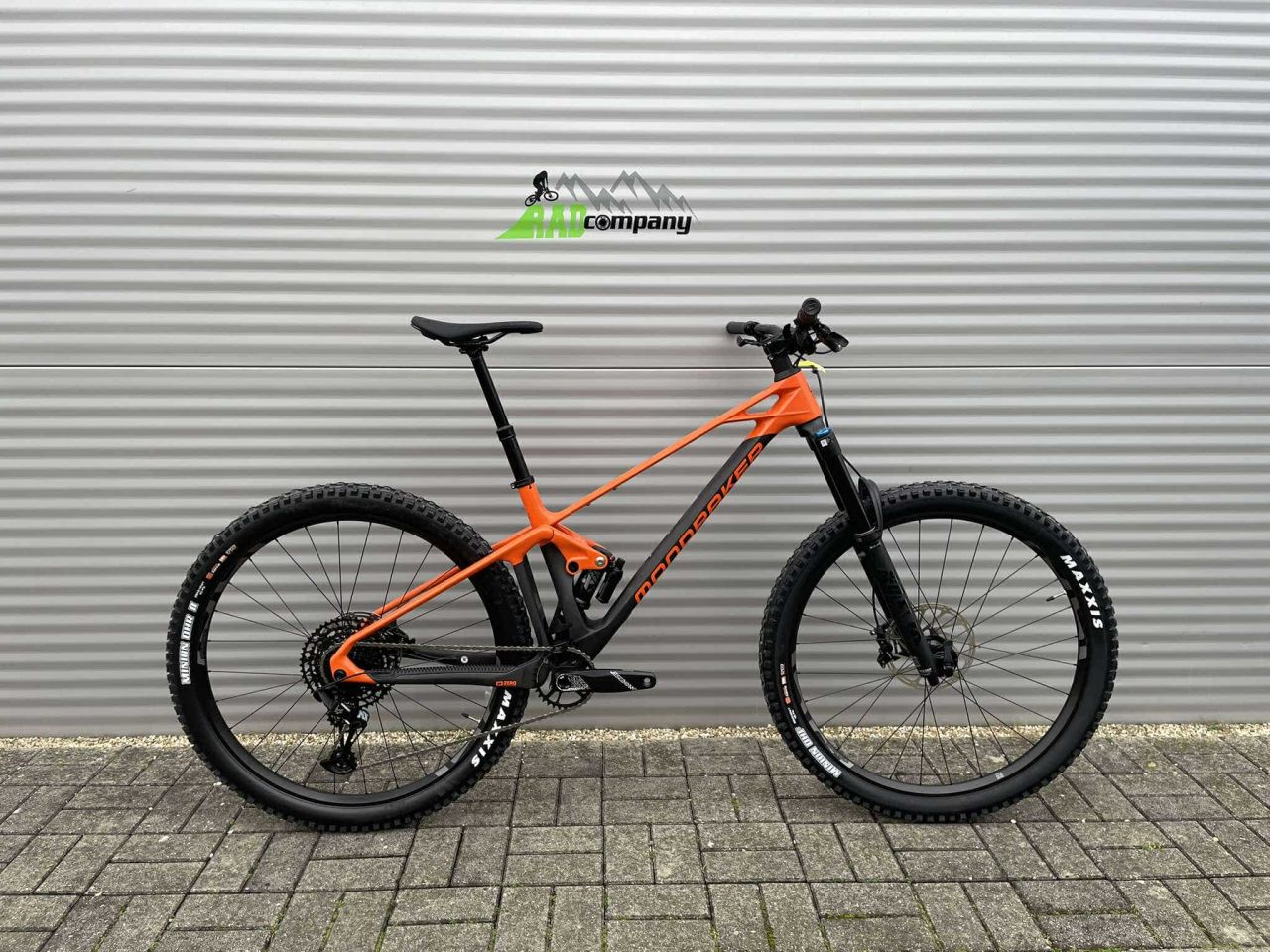 2023 Mondraker Foxy Carbon R Enduro Kerékpár